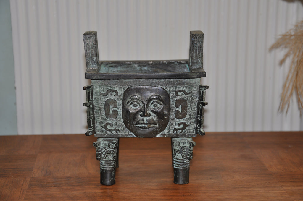 Chinese Archaistic Style Bronze Ritual Fang Ding Vessel, 20th Century