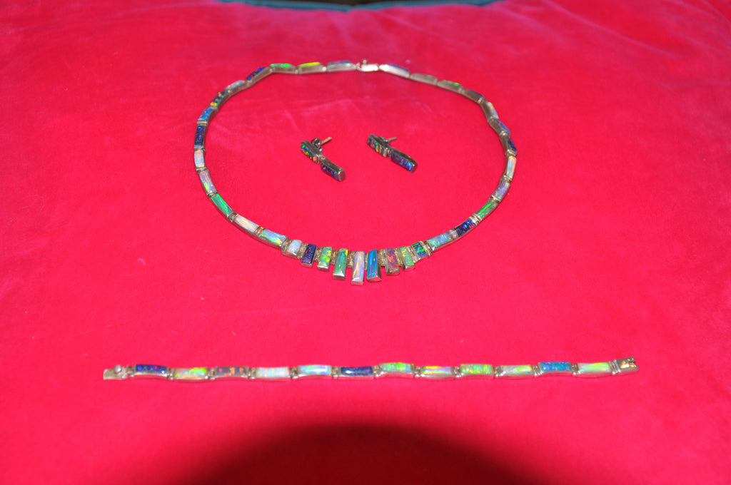 Opal 3-Piece Jewelry Set
