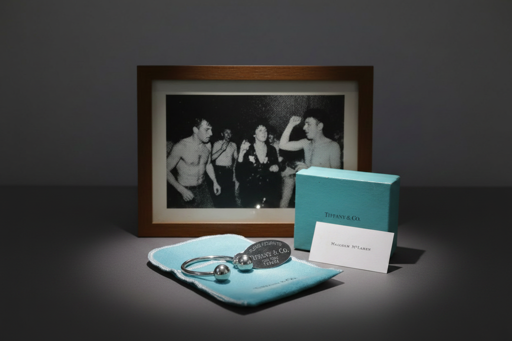Tiffany keyring box and McLaren calling card complete set