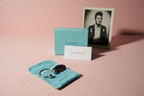 Tiffany keyring set powder pink lime plaster background